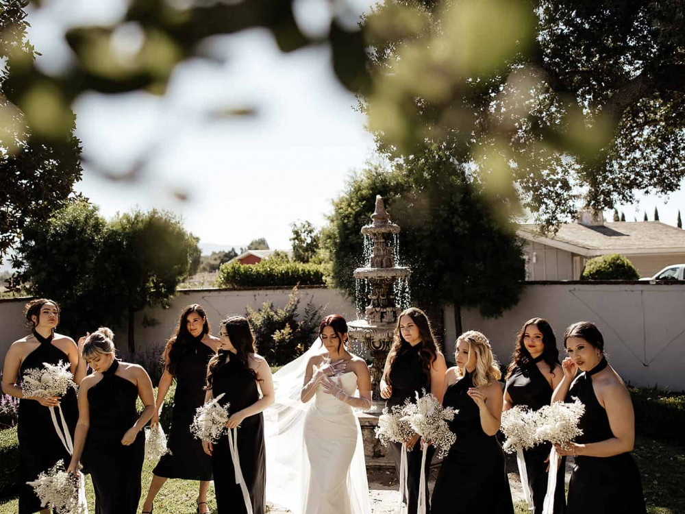 bride fountain