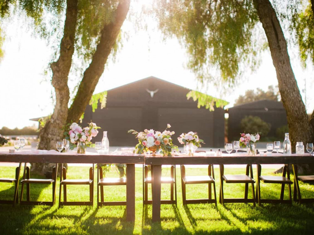 table with glow