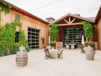 winery courtyard Thumbnail