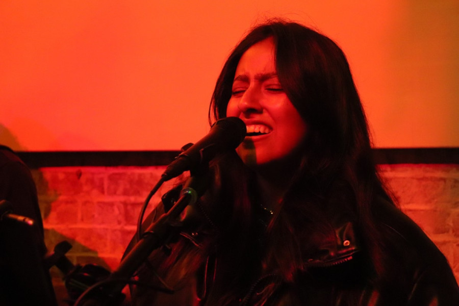 LIVE MUSIC FRIDAY: Natalie Espinoza